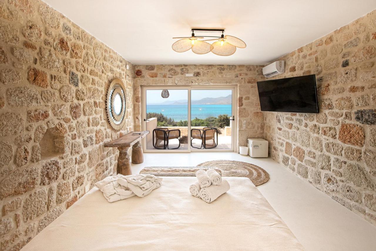 Eight Dimensions Capari Suites Elafonisos Exterior foto