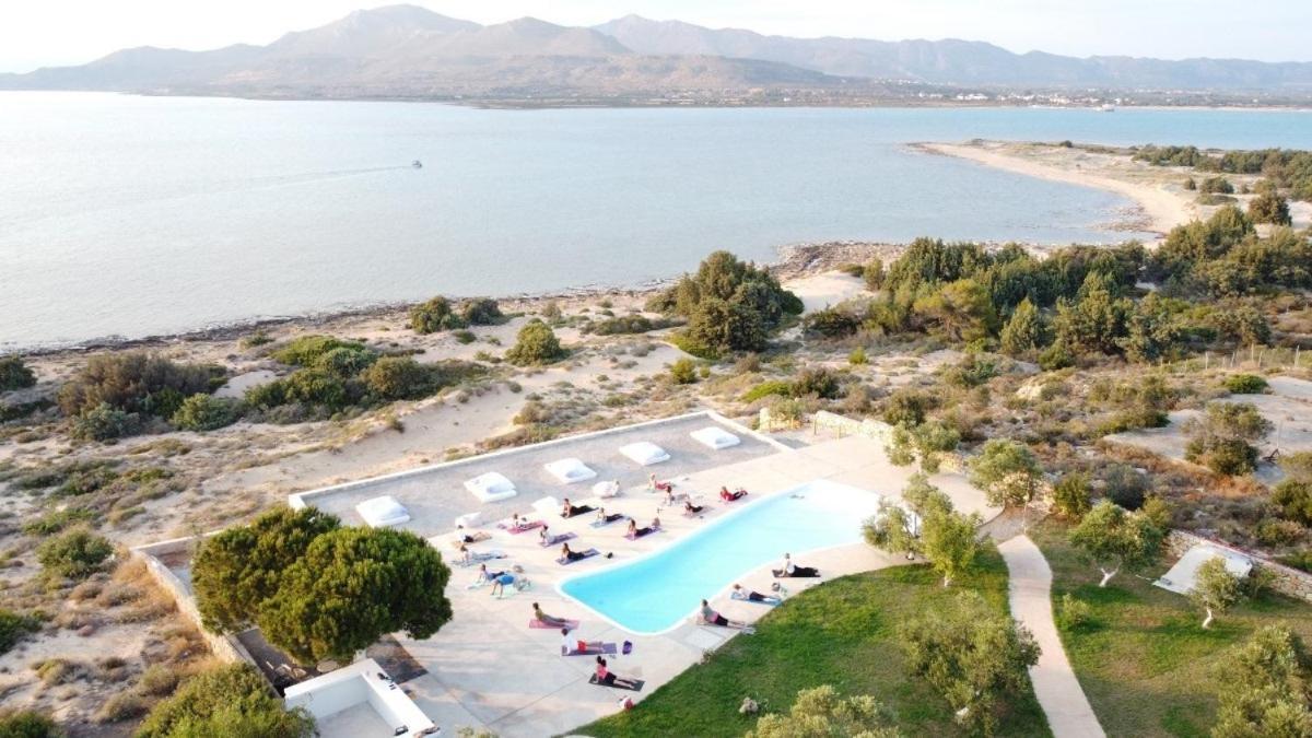 Eight Dimensions Capari Suites Elafonisos Exterior foto