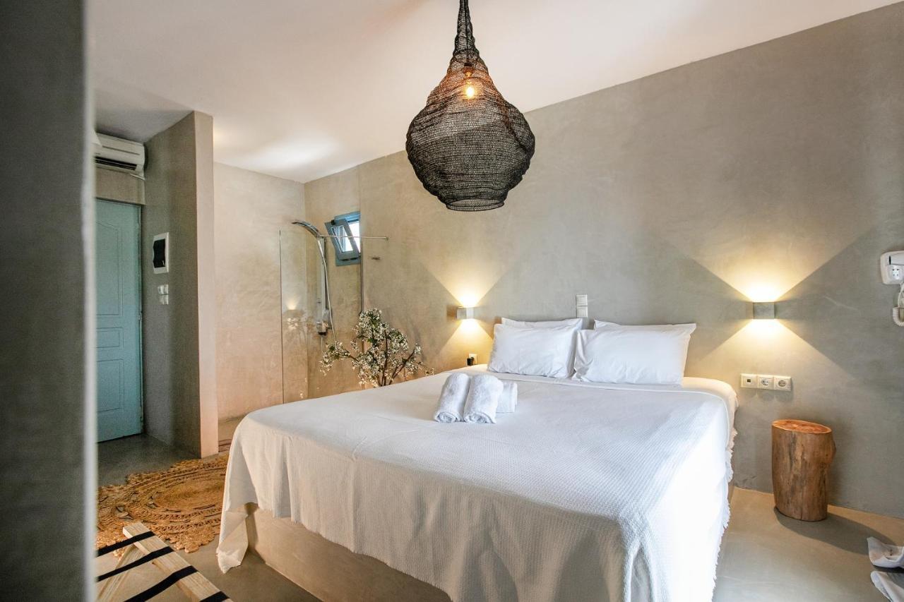 Eight Dimensions Capari Suites Elafonisos Habitación foto
