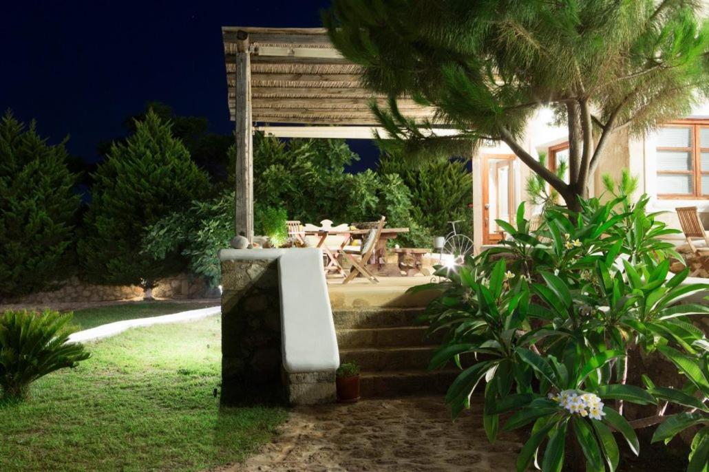 Eight Dimensions Capari Suites Elafonisos Exterior foto